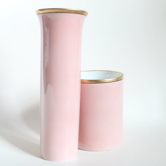 [FF] Matching Pink Cylindrical Vases with Golden Rims (Japan) - Picture 2 of 10